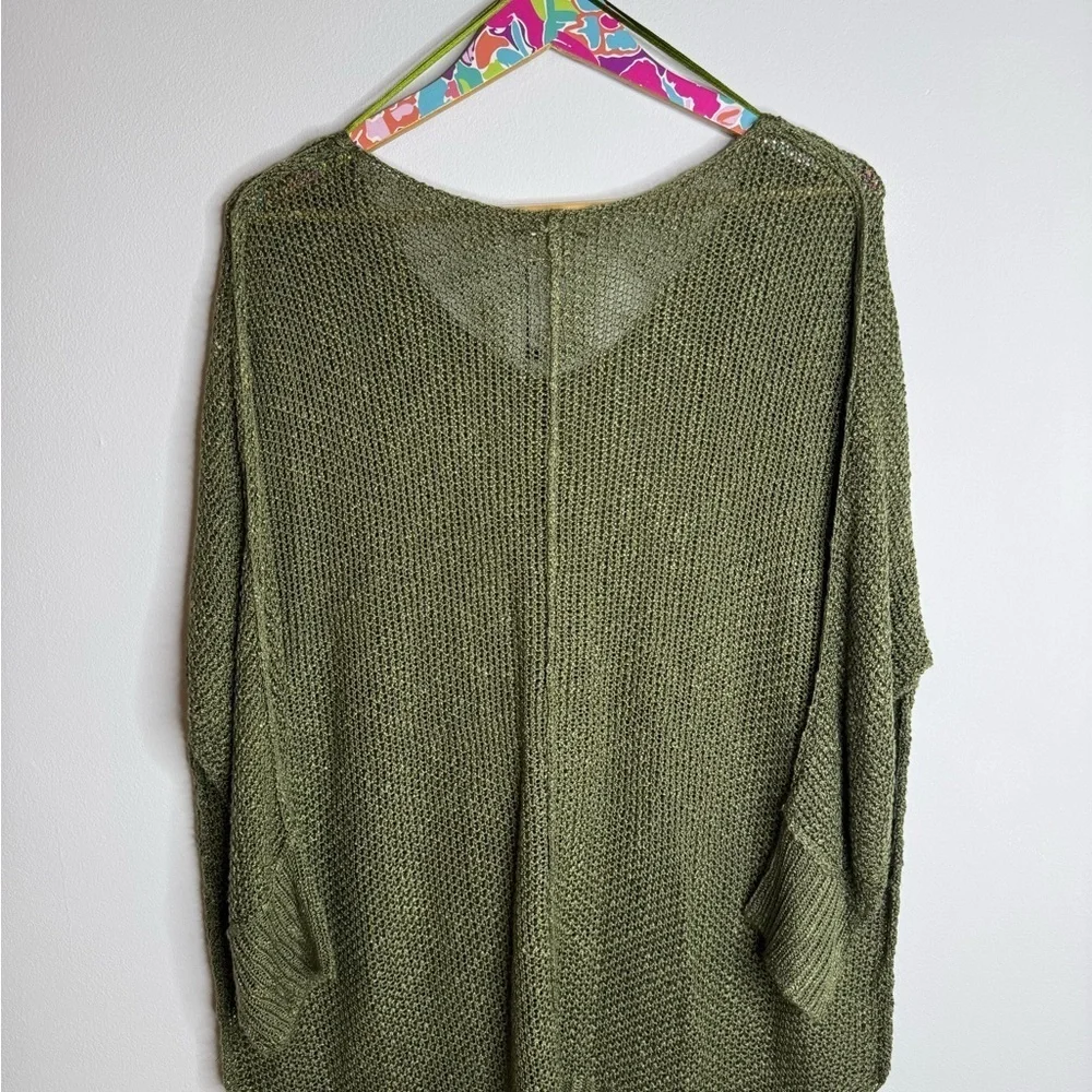 NWT | LA MIEL | Women's Olive Green V-Neck Sweater | Size M/L